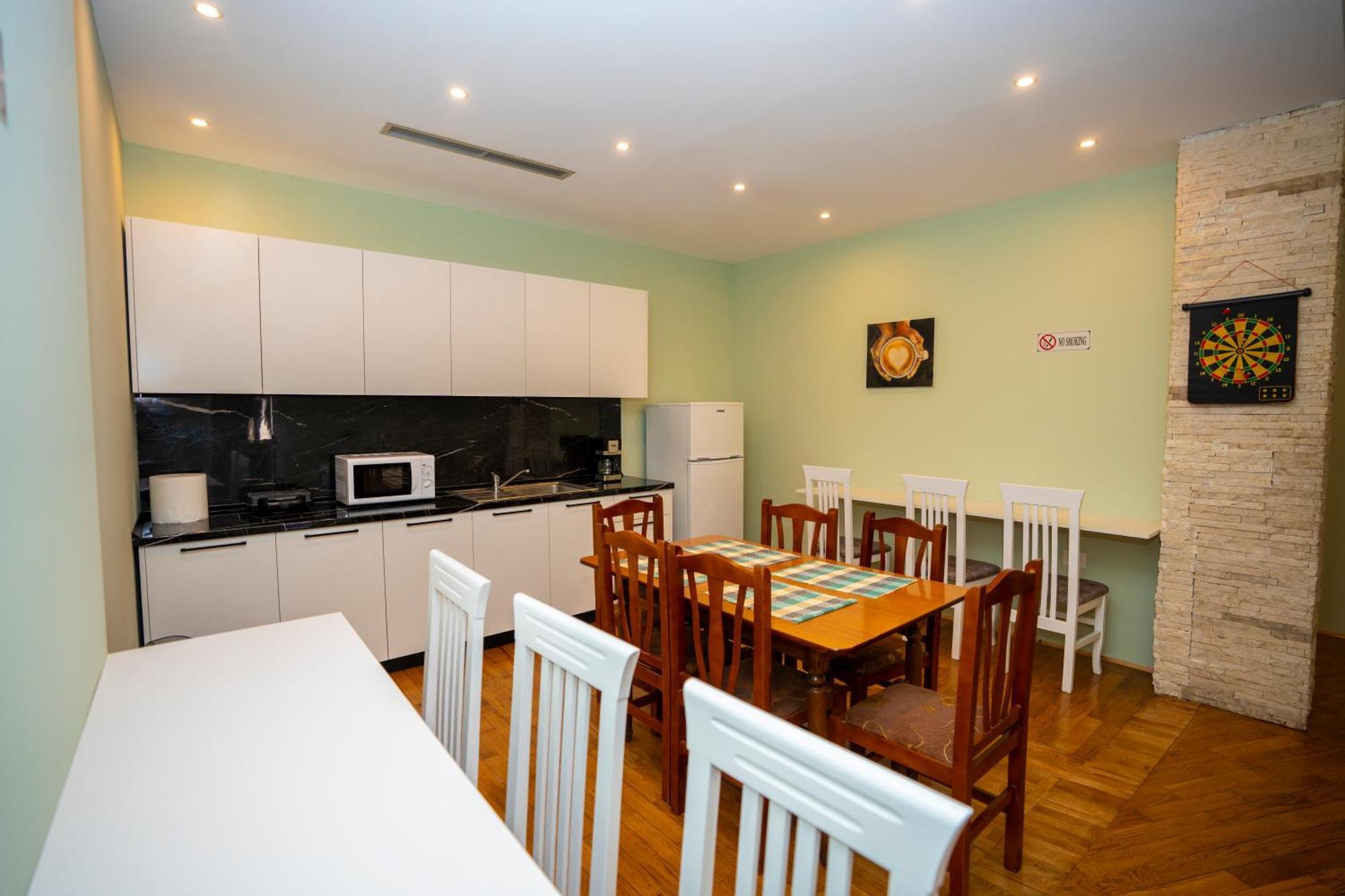 Terrace Hostel & Lounge Bar ชโคเดอร์ ภายนอก รูปภาพ