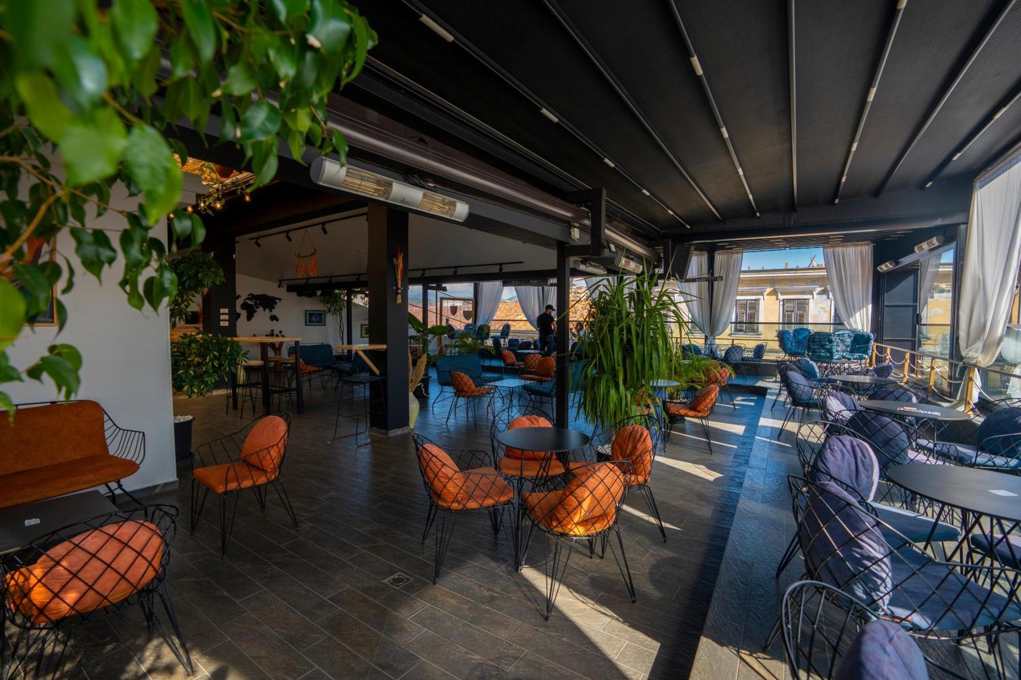 Terrace Hostel & Lounge Bar ชโคเดอร์ ภายนอก รูปภาพ